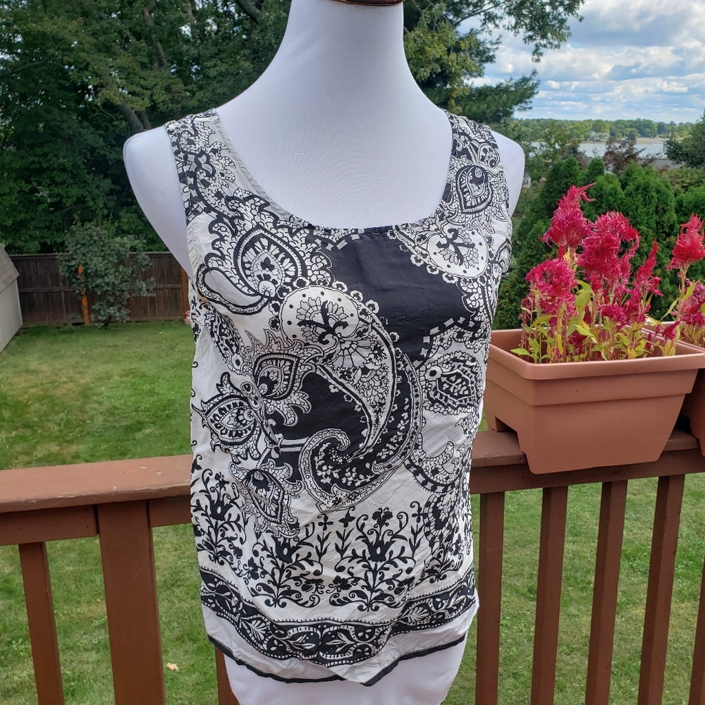 ++ SILK Pasley Black and White Cami Tank Blouse THE LTD Sz S - Picture 1 of 13